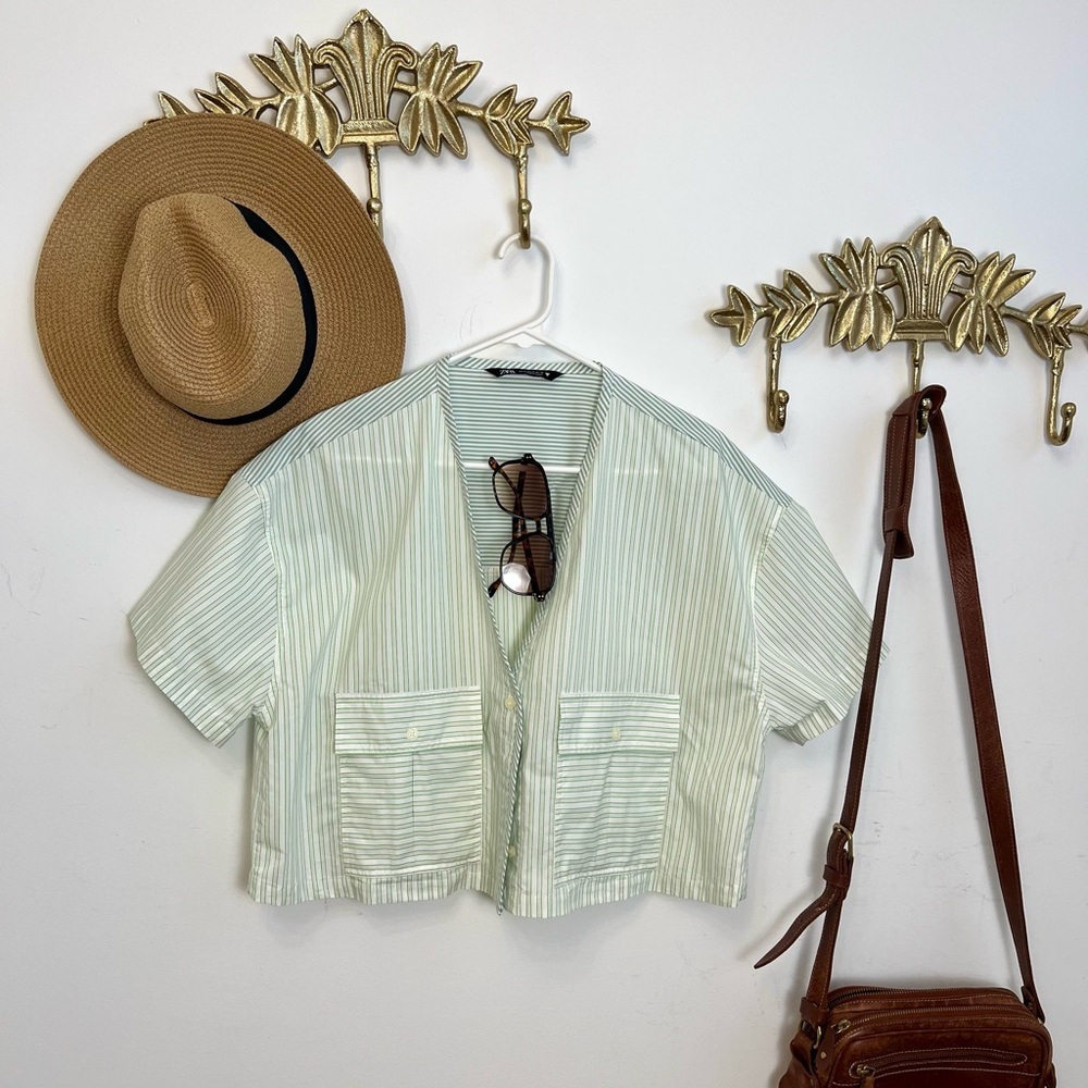 🆕Zara striped green cropped short sleeve cardigan M/L - Picture 2 of 4